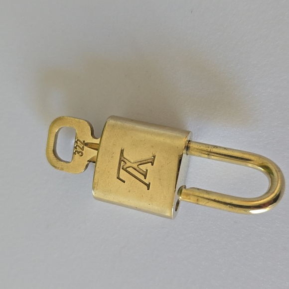 Louis Vuitton Gold Padlock & Key Set #322 Authentic LV Lock - Picture 3 of 8